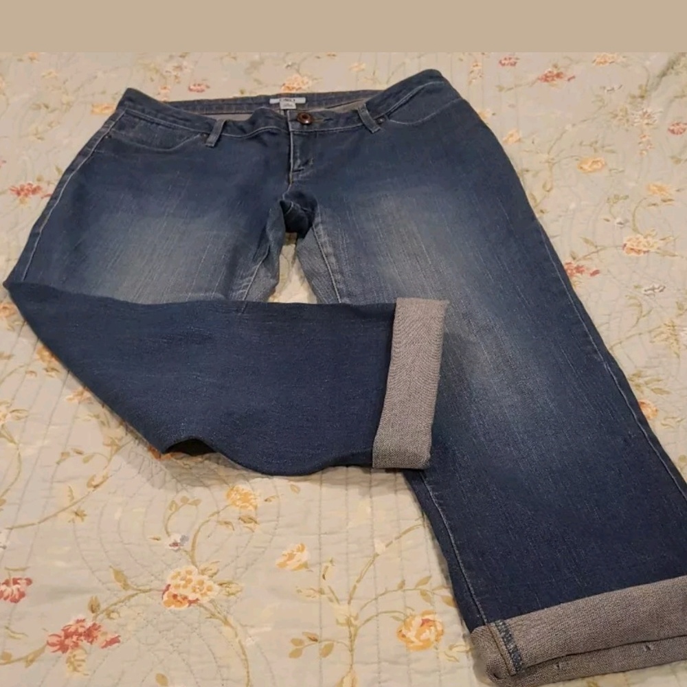 Cato Size 10 Boyfriend Denim Capri D29 EB
